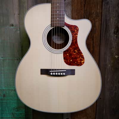Guild Westerly Collection OM-240CE - Natural image 1