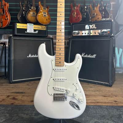 Fender Player Stratocaster Polar White 2021 Electric Guitar image 1