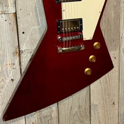2001 Gibson Explorer '76  Cherry Finish, Includes Pro Setup & Original Hard Shell Case ! image 3