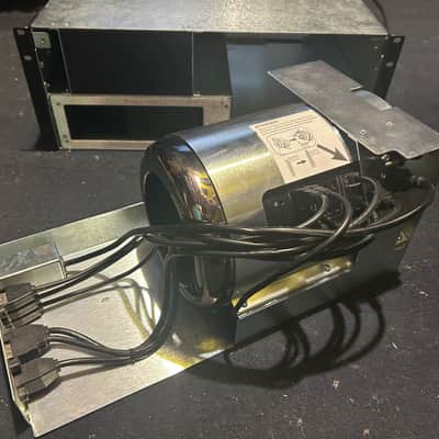 Apple Late 2013 Mac Pro 6,1 Trash Can in Sonnet xMac Pro Server rack image 6