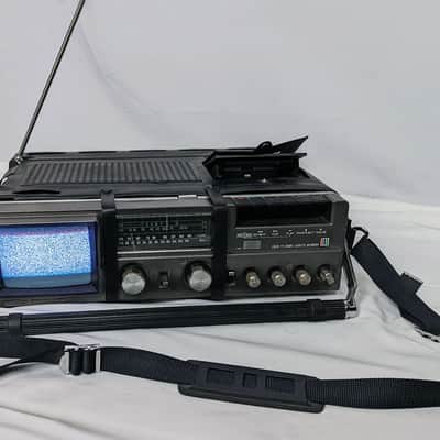 Vintage JVC CX-500US Portable TV AM/FM Cassette Player/Recorder Combo - Tested & Working image 11