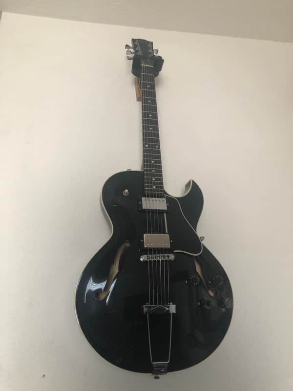 Gibson Standard Es-135