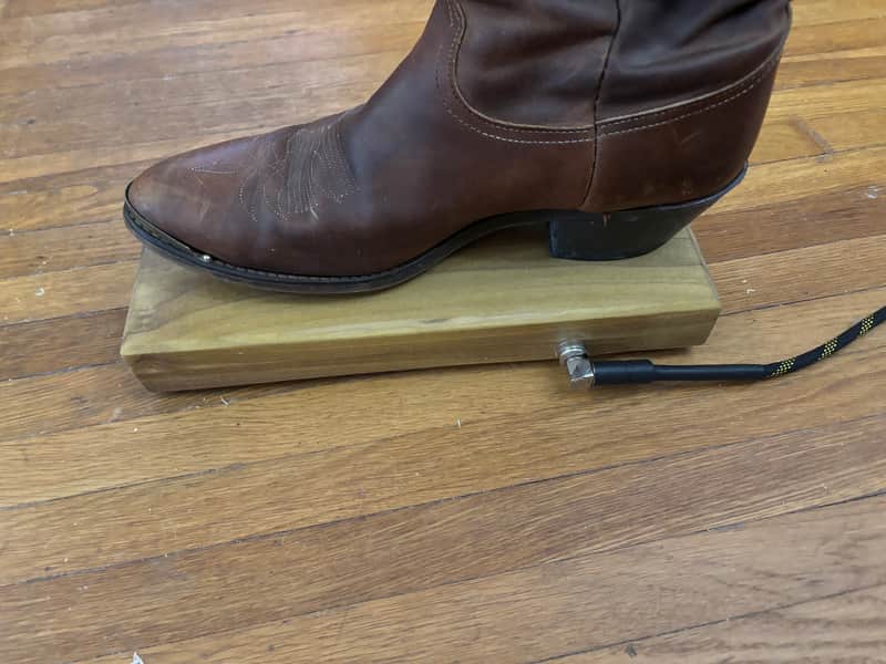 Electric Hardwood Stomp Box / Board image 1