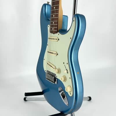 2021 Fender Vintera Road Worn 60’s Stratocaster – Lake Placid Blue image 10