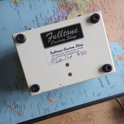 Rare & limited : #350 Fulltone Full Drive 2 White Signed by Fuller image 2