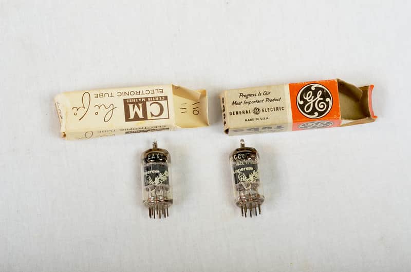 Rare Pair Amperex Bugle Boy ECC83 / 12AX7 Preamp Tubes – Tests Strong – Made in Holland image 1