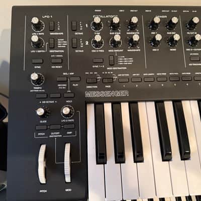 Moog Messenger 32-Key Monophonic Synthesizer 2025 - Present - Black image 2