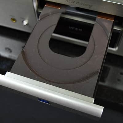Denon DCD-1500AE Super Audio CD Sacd Player in Excellent Condition image 3