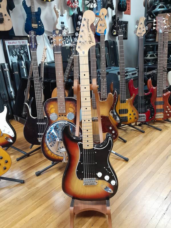 Fender Stratocaster with 3-Bolt Neck, Maple Fretboard -1976 - Sunburst image 1