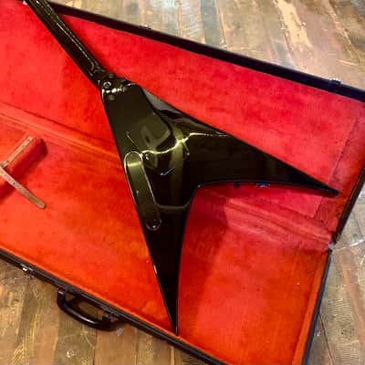 ESP edwards E-C-105V Flying V Chisato signature penicillin Black beauty dv8 image 7