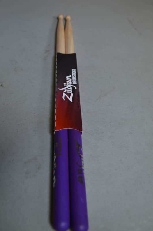 one pair Zildjian S5AWP Dip Series Super 5A Wood Tip Drum Sticks image 1