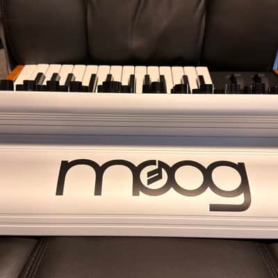 Moog Subsequent 25 Analog Synth 2020 - Present - Black image 2