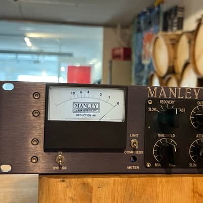 Manley Labs Variable MU Stereo Tube Compressor Limiter image 4