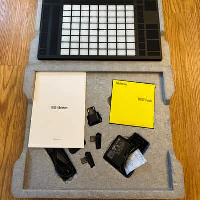 Ableton Push 2 MIDI Controller + Ableton Live 11 Standard License image 4
