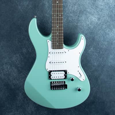 Yamaha Pacifica 112V Rosewood Sonic Blue image 1