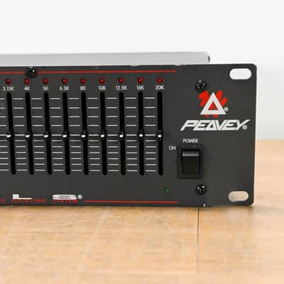 Peavey QF 131 31-Band Graphic Equalizer CG01455 image 2