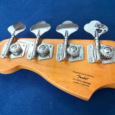 Squier Classic Vibe 70’s Precision Bass Neck image 10