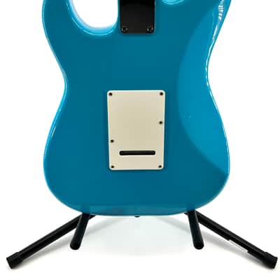 Fender "Squier Series" Standard Stratocaster with Maple Fretboard 1993 - Pacific Blue image 11