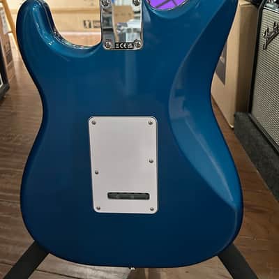 Fender Standard Stratocaster 2025 - Aquamarine Metallic / 7lbs. 15.8oz. #0266240560 image 4