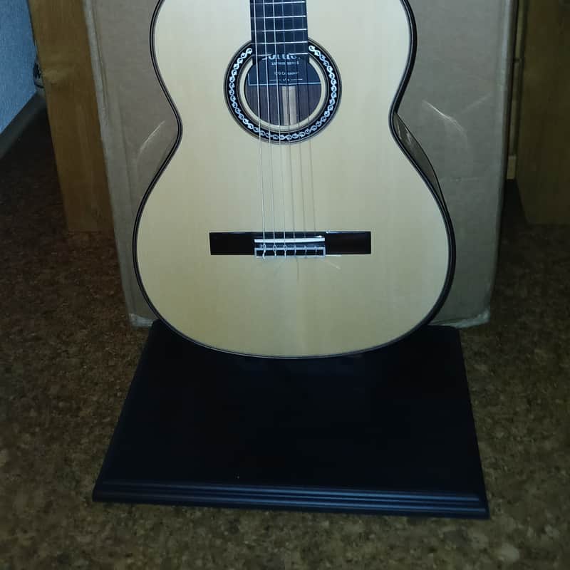 Around 2020-2022. Cordoba C10 Crossover Natural High Goss