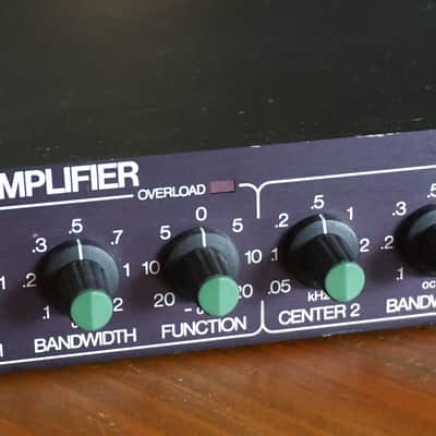 t.c. electronic TC 1140 Parametric Equalizer / Preamplifier image 3
