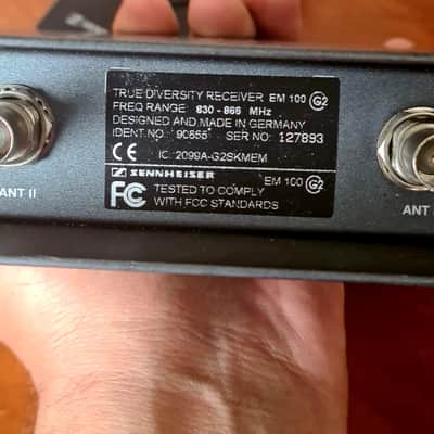 Sennheiser 🎧 Sennheiser AM 100 G2 True Diversity Receiver + SK 100 G2 Bodypack Transmitter image 12