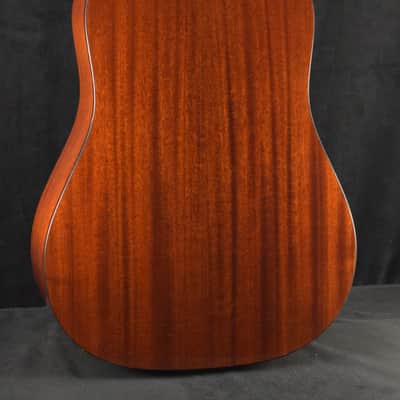 Eastman E2D-DLX-SB Solid Cedar/Sapele Dreadnought Sunburst Truetone Gloss image 8