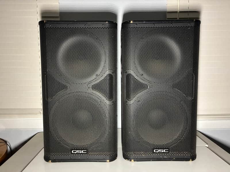QSC HPR122i Powered Loudspeaker (PAIR)