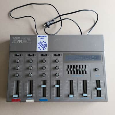 Yamaha MM30 six input mixer with bucket brigade delay and seven band graphic equalizer, cleaned image 1
