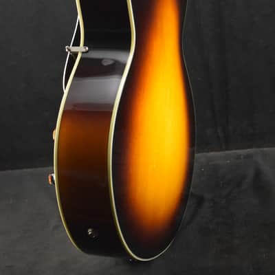 Eastman AR372CE-SB Kent Armstrong HPAG-1 Pickups Archtop Sunburst Truetone Gloss image 6