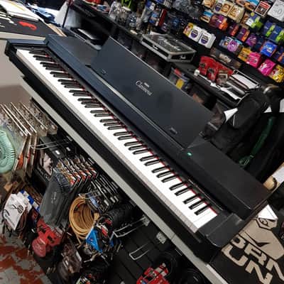 Clavinova CLP 360 .. image 1