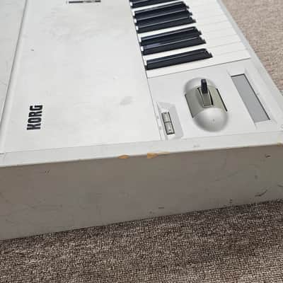 Korg Triton Pro X 88-Key 62-Voice Polyphonic Workstation 1999 - 2000 - Silver image 10