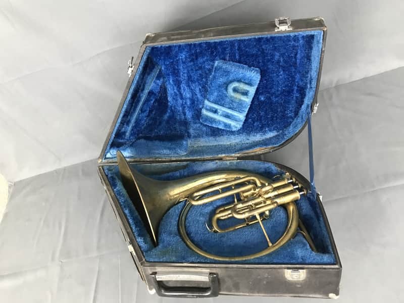 Yamaha YMP-201 Marching Mellophone image 1