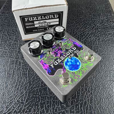 Fuzzlord Effects FW-70 Dual-Voiced Fuzz Pedal image 5