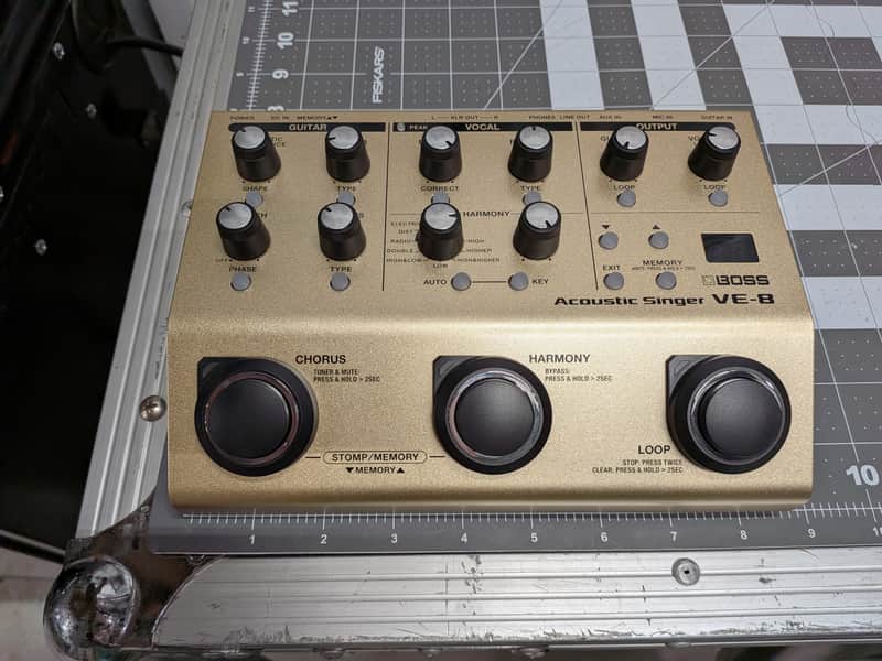 Boss VE-8 Acoustic Singer Effects Processor Looping Pedal image 1