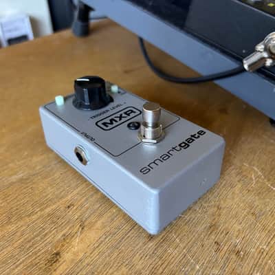 Electro-Harmonix Silencer Noise Gate / Effects Loop 2015 - Present - Black image 4