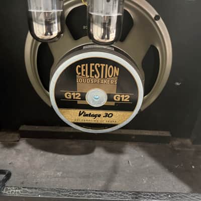 Peavey 60w Tube Convo 2019 - Celestion V30 and Pedal image 3