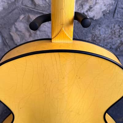 Spectacular 1950s Italian Wandre Framez Piper – Rare Yellow Crackle with Wood Neck image 12
