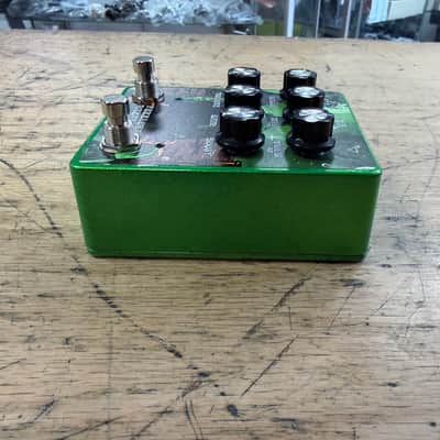 Fuzzlord Effects Nazareth Octave Fuzz / Distortion V2 Doom Riff Master image 5