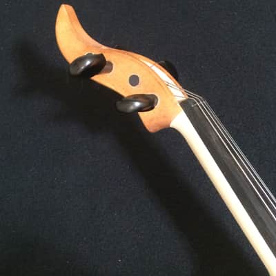 leigh -  pochette violin. image 8
