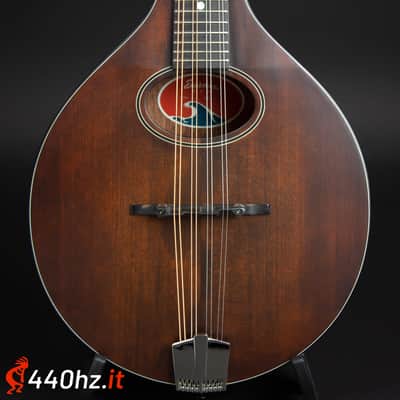 Eastman PCH-M104 A-Style Oval-Hole Mandolin - Classic image 2