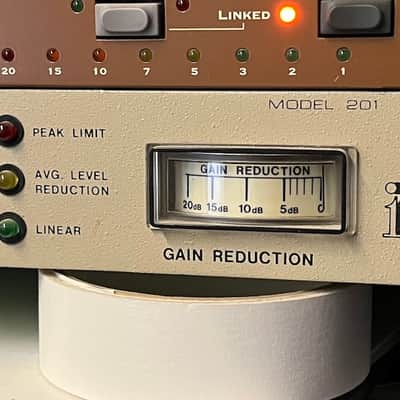 Inovonics Model 201 Compressor/Limiter 1970's - White image 3