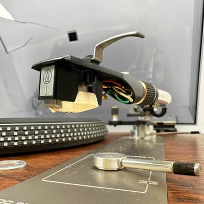 Micro Seiki Solid-5 Belt Drive Turntable image 15