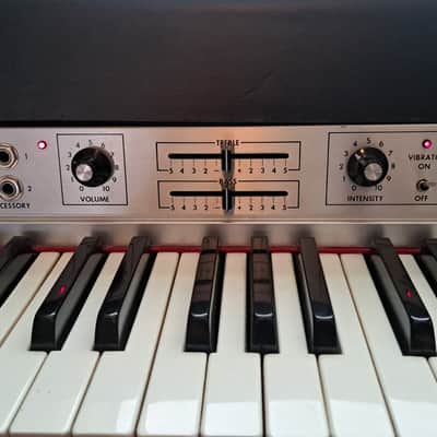 Rhodes Suitcase Piano 73-Key Electric Piano 1979 - Black Rounded Top image 5