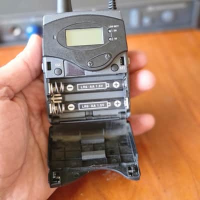 Sennheiser Sennheiser EW 300 IEM G2 SR 300 + EK 300 Stereo UHF 830-866MHz Rack image 11