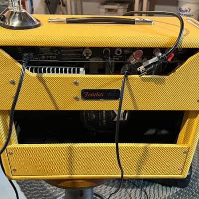 Fender 65’ Reissue Amp Lacquered Tweed xlnt image 3