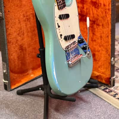 1965 Fender Mustang Guitar with Rosewood Fretboard - Blue image 6