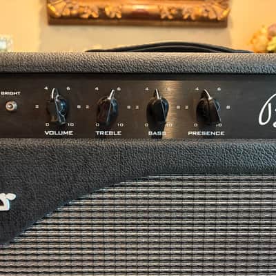 Suhr Bella 44-Watt 1x12" Guitar Combo 2015 - Present - Black with Tolex Panel image 3