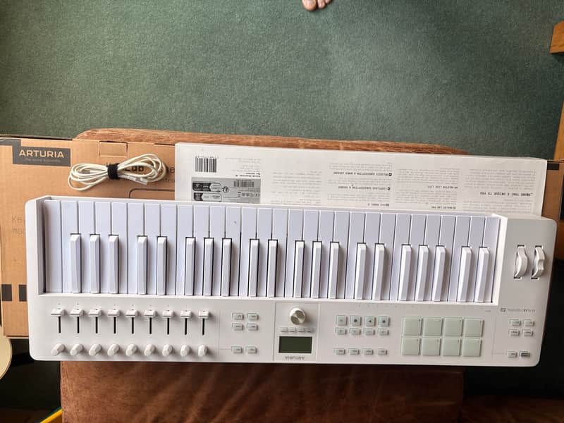 Arturia KeyLab Essential 49 MkIII MIDI Controller 2024 - Present - Alpine White image 1