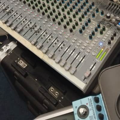 SPARES OR REPAIR: Alto Professional 2404 analogue mixer 2010s - Good image 2